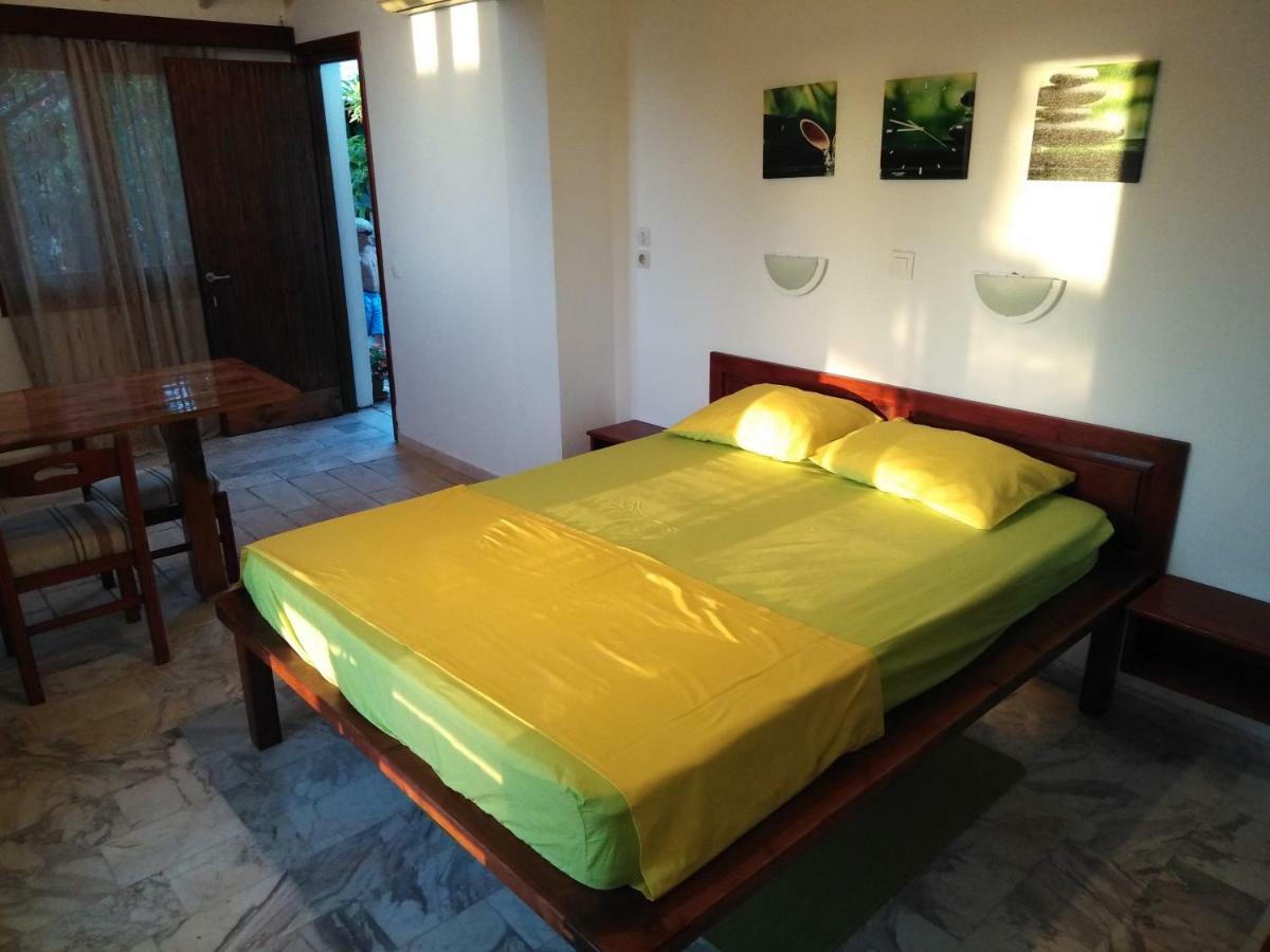 Apartment Victoria Agios Georgios  Exteriör bild