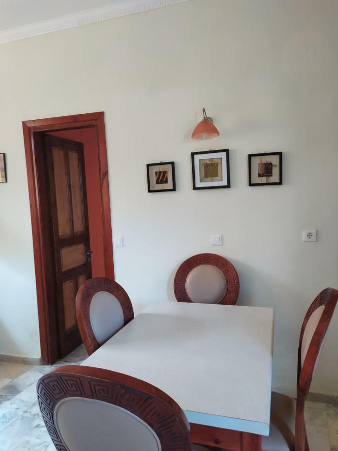 Apartment Victoria Agios Georgios  Exteriör bild