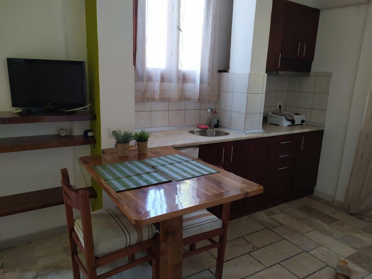 Apartment Victoria Agios Georgios  Exteriör bild